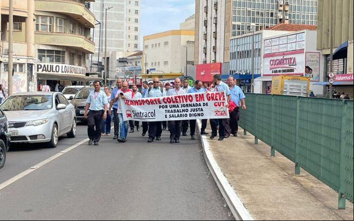Em 2022, os motoristas se mobilizaram devido a imes no acordo entre as empresas e os trabalhadores ( )