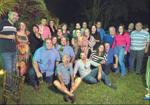 Turma animada no b-day de Marcelo Farah (Foto/Arquivo Pessoal)