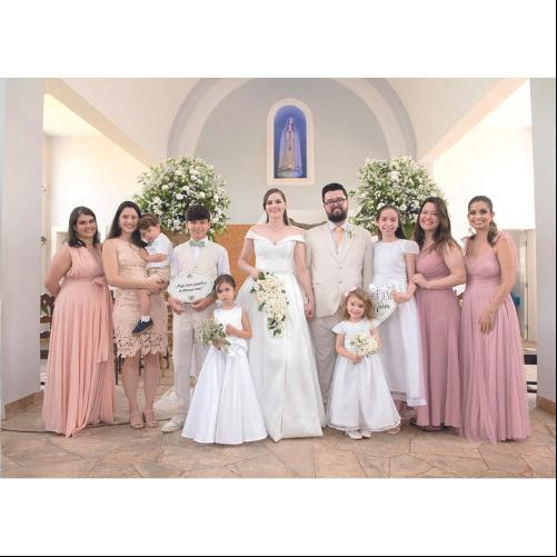 Os noivos com suas damas e pajens - Amanda, Bárbara, Ravi, Marcello, Lívia, Vanessa, Rodrigo, Clara, Mirella, Marília, Izabela (Foto/Maicon Vieira/Uberfotos)