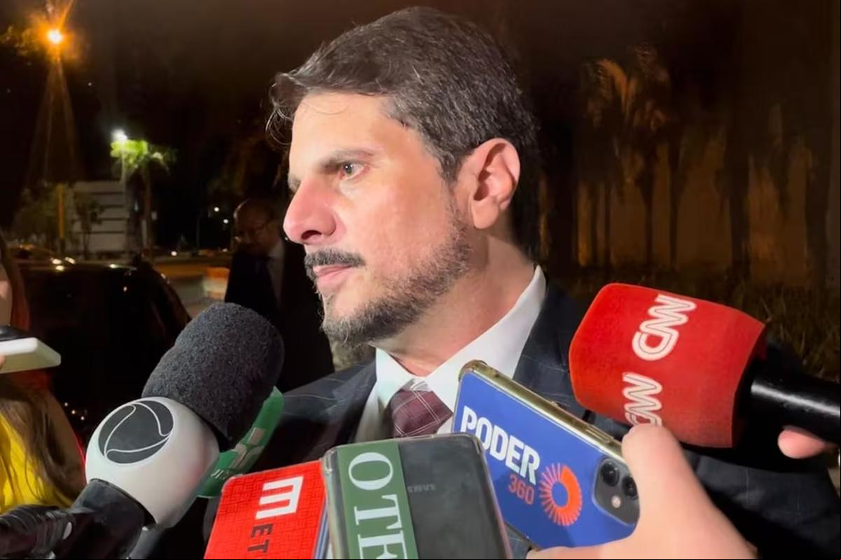 Marcos do Val acusa Morares de mentir e afirma que o ministro não pode continuar no comando do inquérito (Foto/Karla Gamba)
