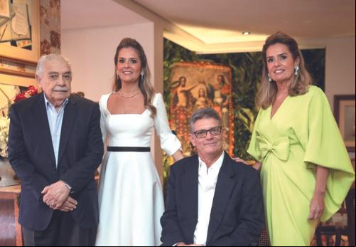 Marina com seus pais, Léo Derenusson e Beatriz, e seu avô, Albano Bruno (Foto/Alex Pacheco)