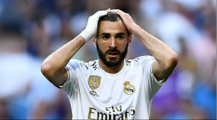 Benzema pode jogar em uma eventual decisão do Mundial graças ao regulamento, que permite mudanças nos inscritos (Foto/Arquivo)