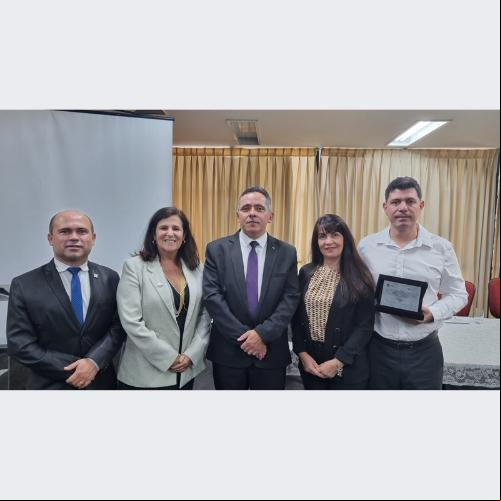 Representantes do IFTM e da Receita Federal na homenagem em Brasília (Foto/Divulgação)