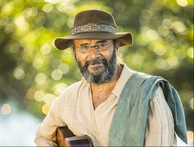 Lenda do sertanejo raiz, Almir Sater se apresenta no Jockey Club Uberaba, dia 3 de junho (Foto/Divulgação)