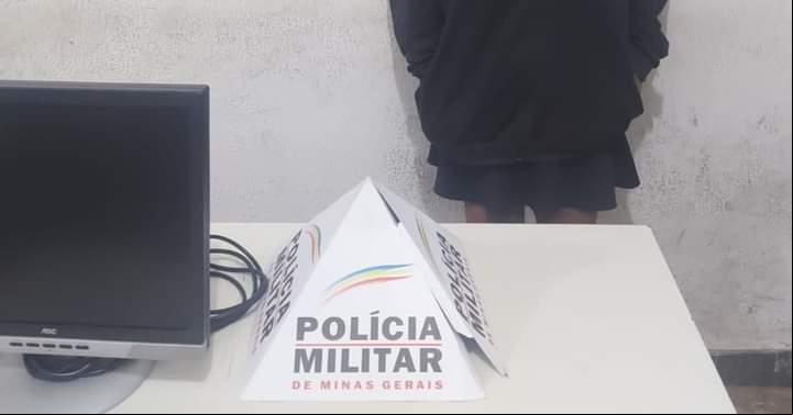 Desocupada foi presa vendendo peças de computador furtadas e disse que estava vendendo de e iria dividir o dinheiro com o autor do furto (Foto/Divulgação)