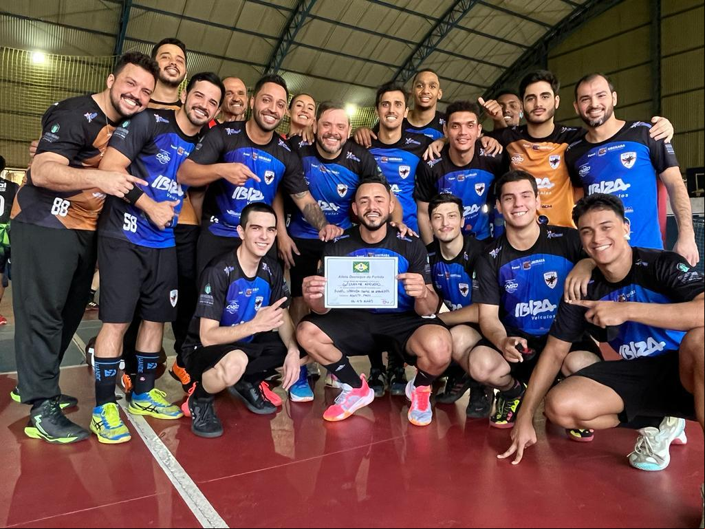 Equipe adulto masculino de handebol Uberaba (Foto/Divulgação)