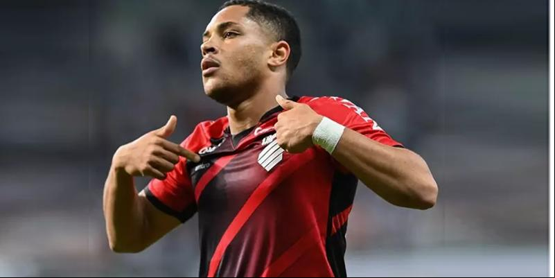 Vitor Roque deve ser concretizado como a maior venda da história do Athletico-PR, chegando a cerca de R$ 236 milhões (Foto/José Tramontin - Athletico-PR - Radio Tupi)