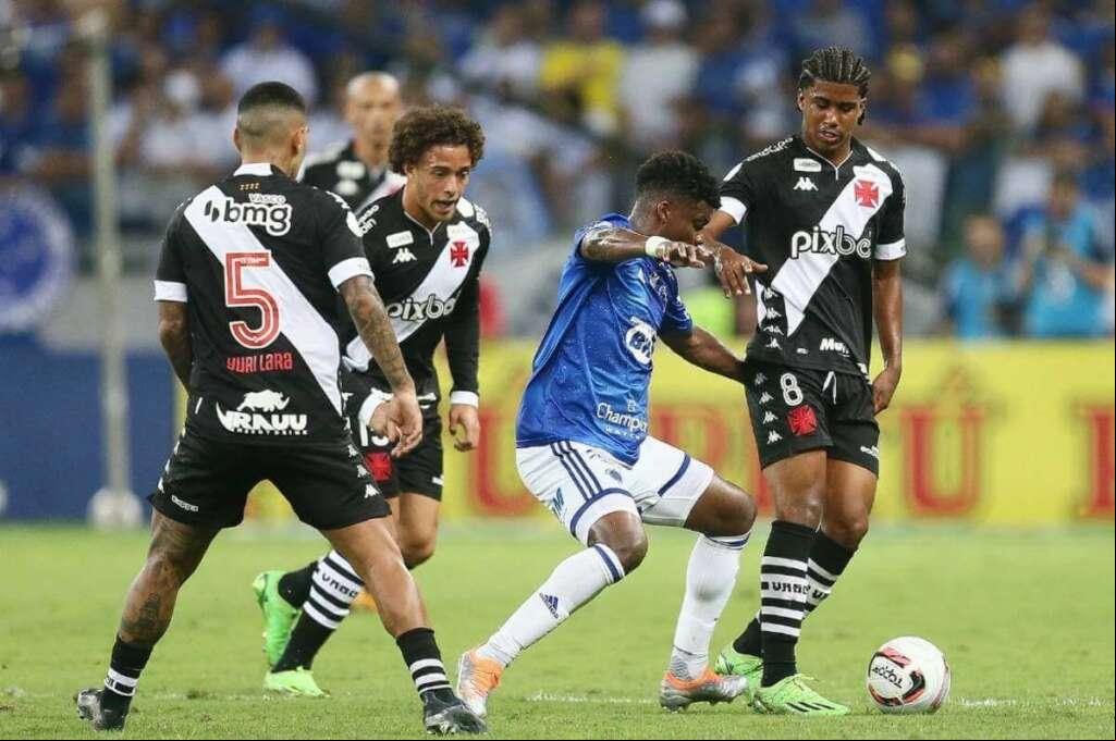 O time carioca tenta sair da degola diante de um Cruzeiro que quer sonhar com algo mais...  (Foto/Arquivo)