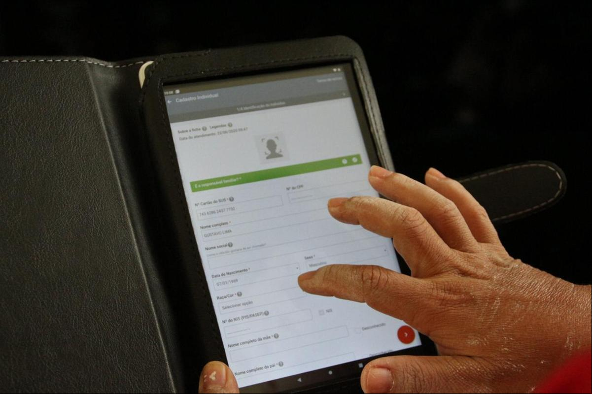 Tablet com o sistema e-SUS (Foto/Prefeitura de Arapicara)