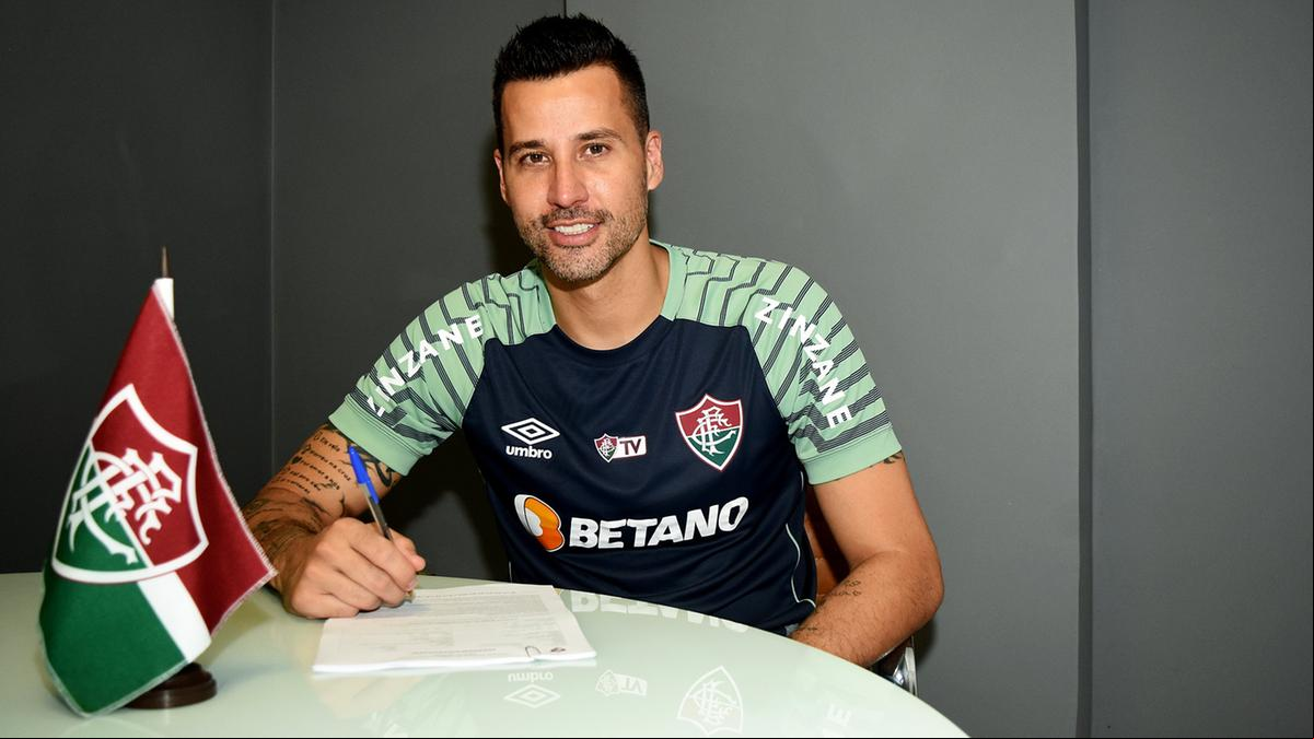 Fernando Diniz deixou no ar a possibilidade de convocar o goleiro Fábio (Fluminense) para a Seleção Brasileira. (Foto/Divulgação/Fluminense)