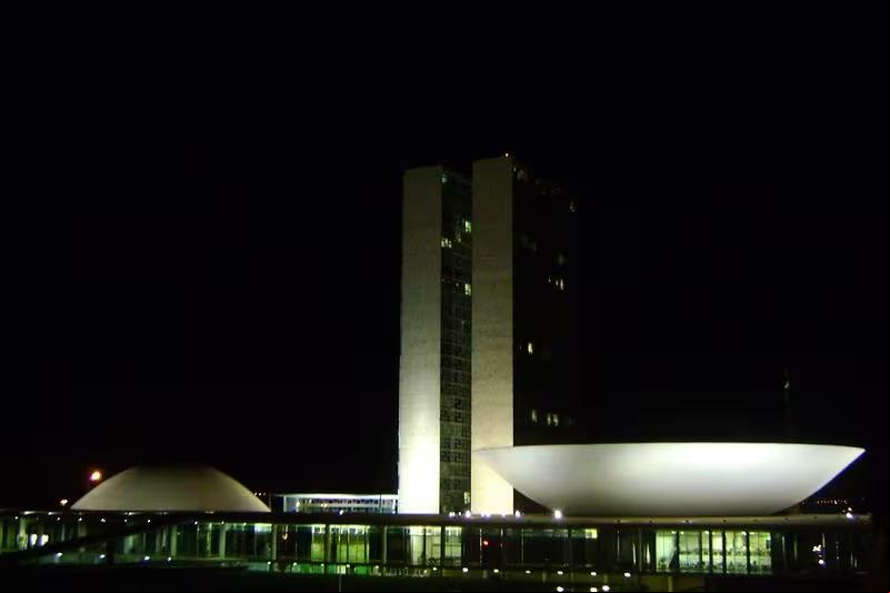 Na imagem, o Congresso Nacional à noite (Foto/Márcia Procopio Rocuet - Brasília/DF)