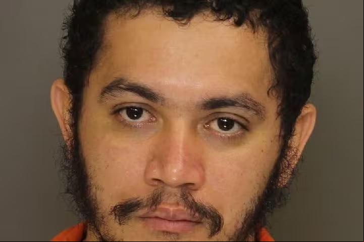 Danilo Sousa Cavalcante, 34, foi condenado a prisão perpétua nos Estados Unidos por matar a facadas a ex-namorada. (Foto/Reprodução/ Departamento de Polícia de Chester County)
