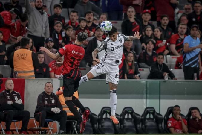 Apesar do empate, o Athletico chegou ao oitavo jogo sem derrota, com 34 pontos, na sétima colocação (Foto/Pedro Souza/Atlético (MG))