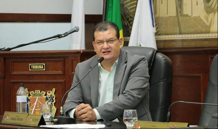 Campeão de gastos com viagens este ano, o vereador Samuel Pereira (MDB), por sua vez, demonstrou que suas andanças foram realizadas para “efetivar importantes parcerias e garantir recursos estaduais e federais para Uberaba” (Foto/Divulgação/CMU)