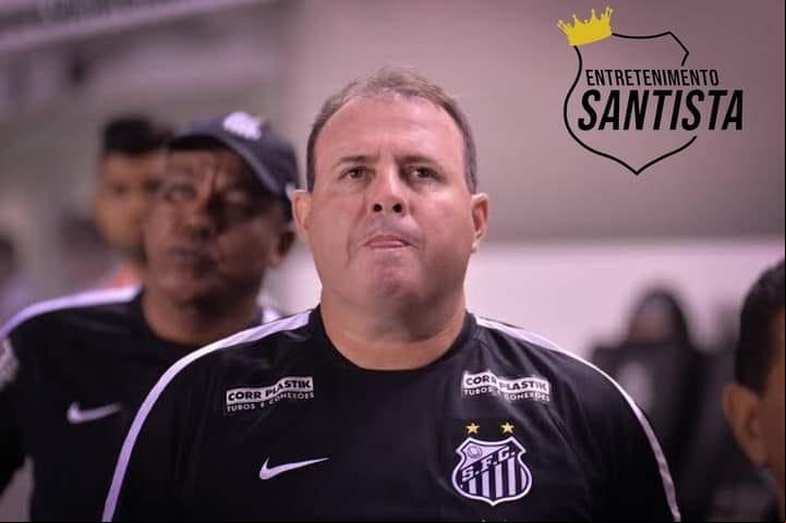 Após a goleada sobre o Vasco por 4 a 1, o Santos efetivou o auxiliar técnico Marcelo Fernandes como treinador do time. (Foto/Facebook/Santos)