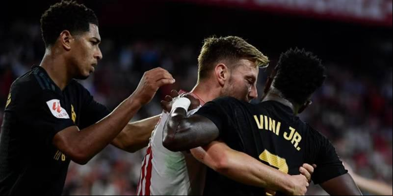 Vini Júnior tem sido vítima sistemática de agressões racistas no futebol espanhol (Foto/Cristina Quicler/AFP)