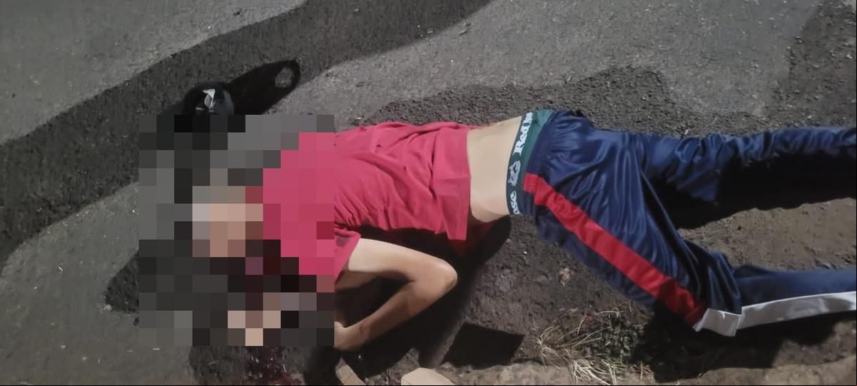 Jovem de 17 anos foi alvejado com diversos disparos de arma de fogo na noite deste sábado no bairro Rio de Janeiro, em Uberaba (Foto/Leitor)
