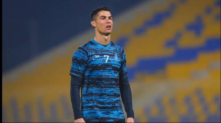 O árbitro deu um pênalti em cima de Ronaldo, mas ele afirmou que não foi tocado e o lance acabou impugnado. (Foto/Divulgação/Al Nassr)