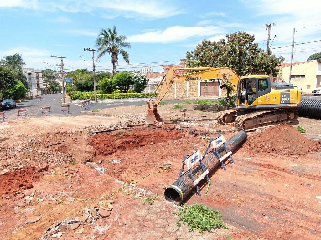 Previsão é que a obra na travessa Armando de Miranda Cardoso esteja concluída em 15 dias (Foto/Reprodução)