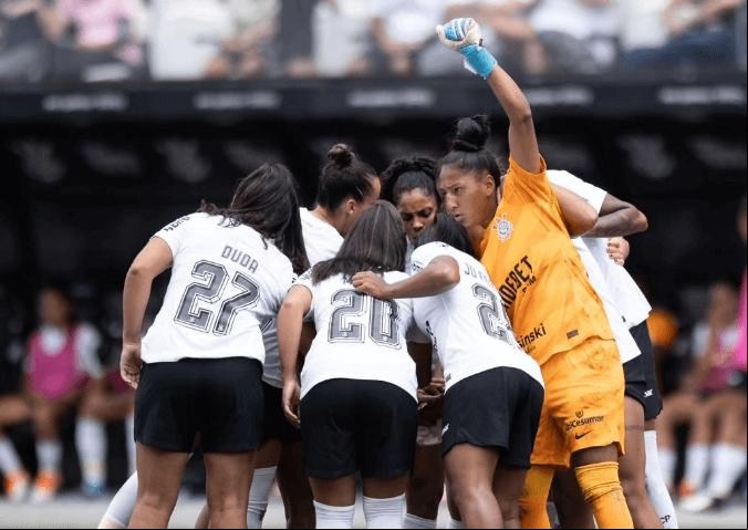 Timão leva a melhor pra cima do Coelho (Foto/@marcogalvaofoto)