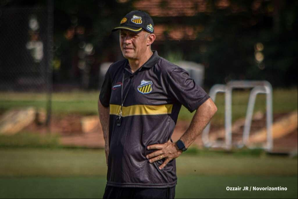 Eduardo Baptista, técnico do Bragantino, mexeu mal no 2º tempo, o Palmeiras aproveitou e venceu o jogo (Foto/Ozzair Jr./Novorizontino)