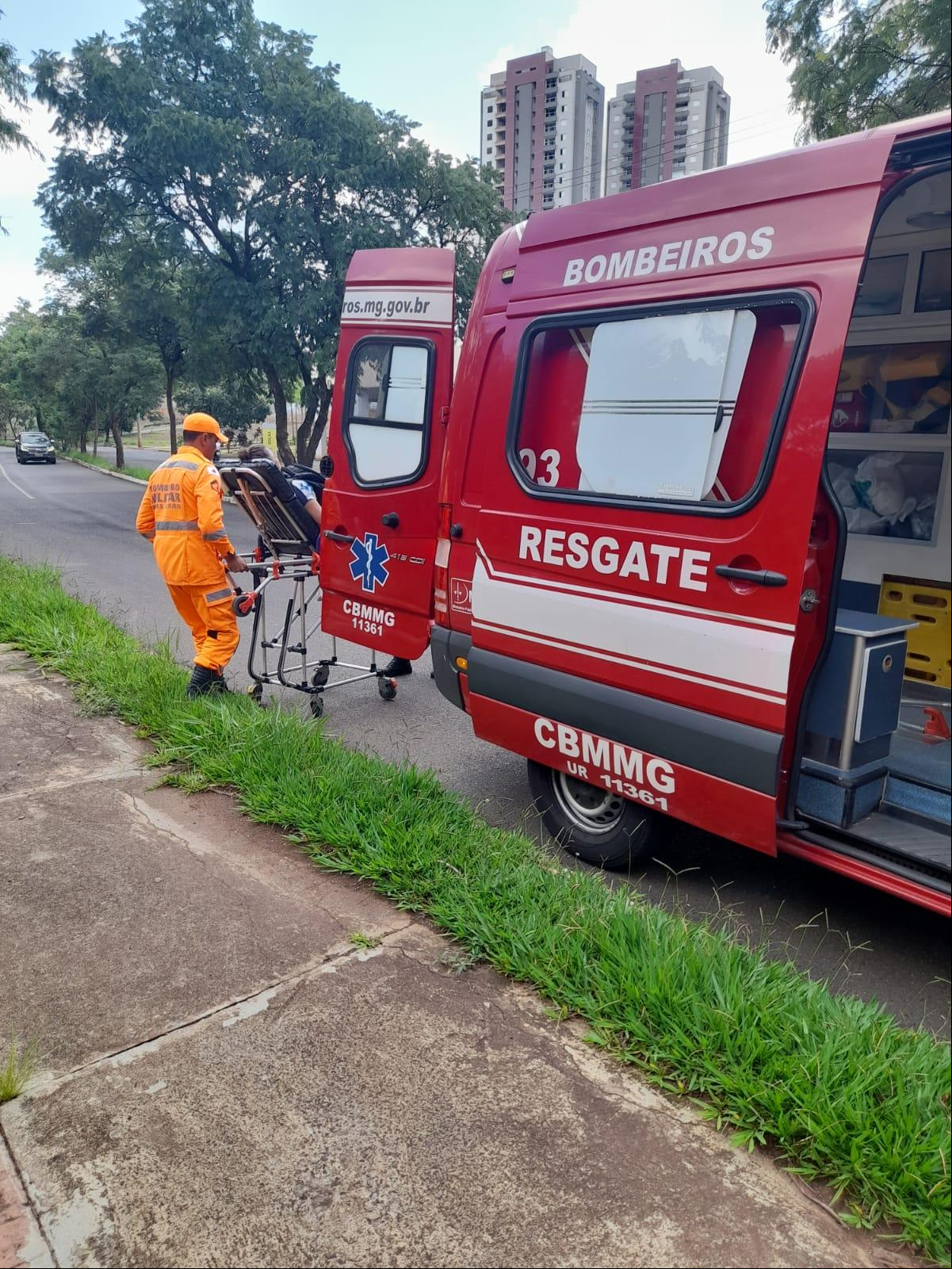 Acidente ocorreu na saída para a Univerdecidade (Foto/Divulgação/CBM)