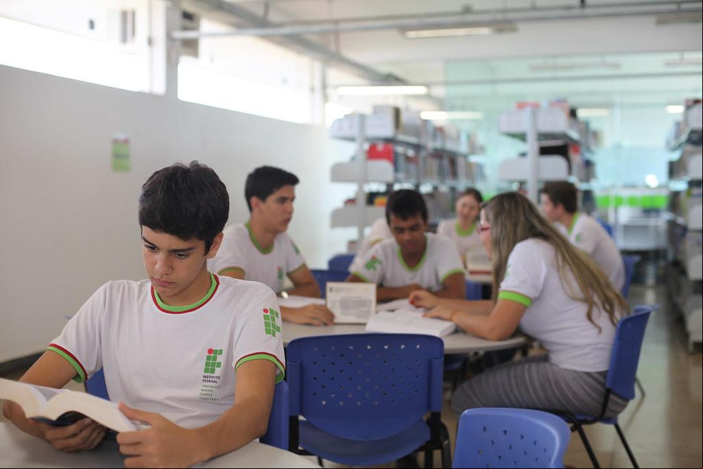 Programa de incentivo financeiro-educacional do governo federal já considerou elegíveis 426 estudantes do IFTM, outros 33 ainda carecem de regularização (Foto/Reprodução)