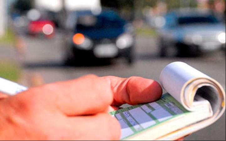 No mês ado, o trânsito de Uberaba gerou 1.120 multas, que deverão resultar na arrecadação de R$286 mil (Foto/Reprodução)