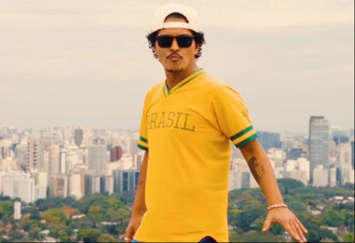 O artista falou sobre como surgiu sua relação com o Brasil ao relatar que começou com um filme sobre capoeira que assistiu com o pai ainda criança (Foto/Reprodução)