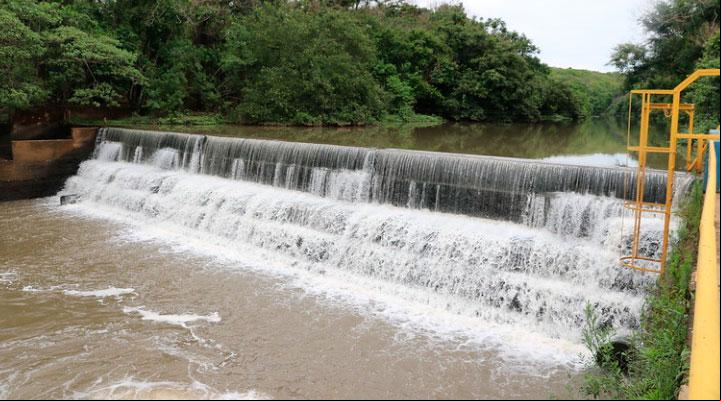 A implantação da barragem no rio Uberaba foi paralisada no fim de 2020 por inconsistências no projeto técnico ( )