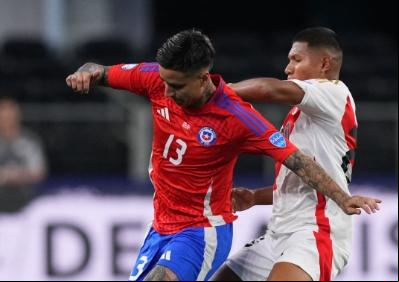 Chile e Peru fizeram um jogo fraco e sem muita inspiração. ((Foto/Agência Futebol Interior))