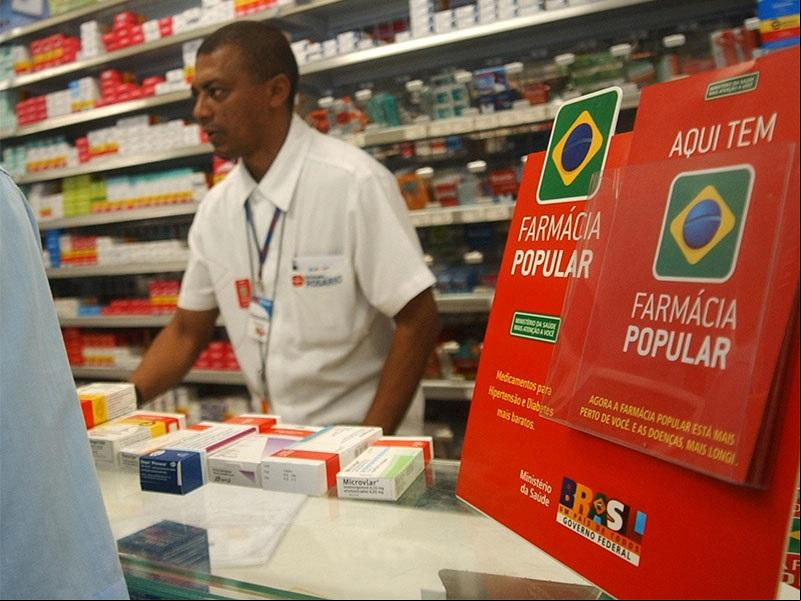 Em Uberaba, são 80 farmácias conveniadas ao programa do governo federal, que oferece medicamentos de graça a mais de 25 mil pessoas (Foto/Reprodução)