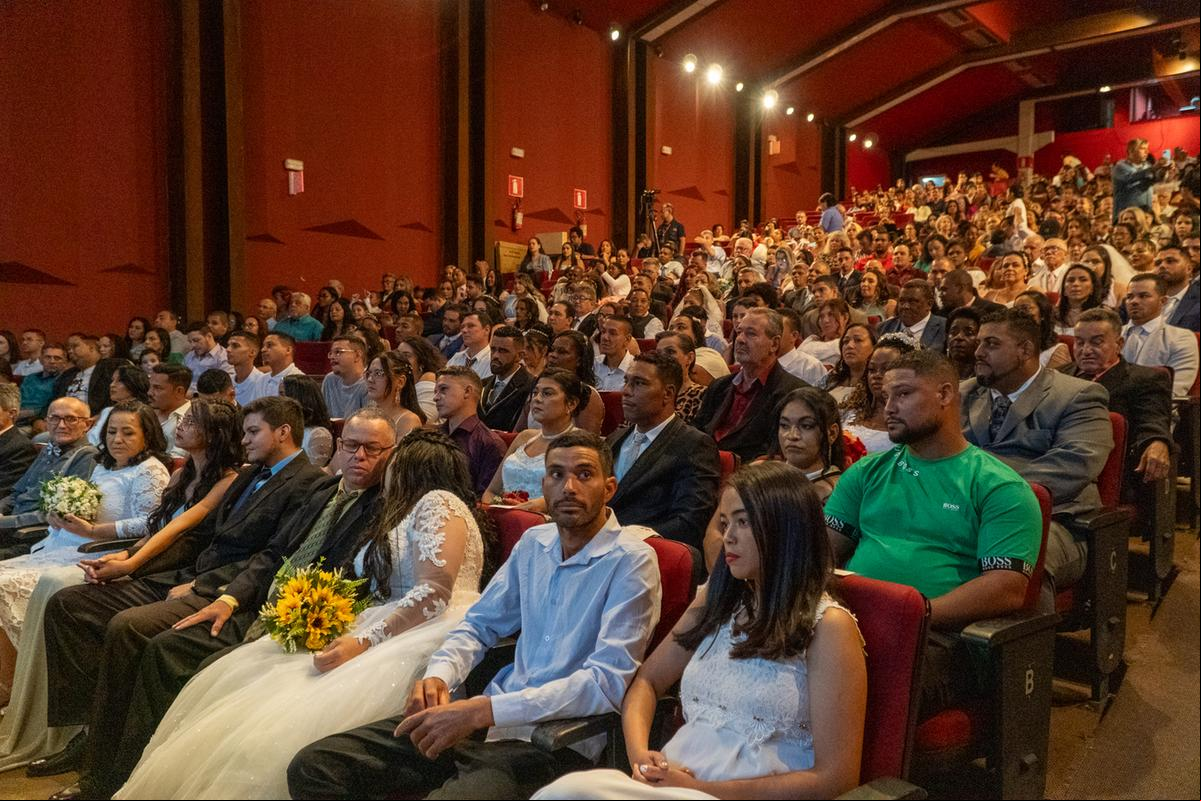 Mais de 40 casais se uniram em laço matrimonial (Foto/Lílian Veronezi/PMU)
