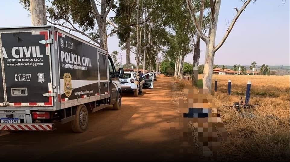 O motociclista estava transitando sem capacete e perdeu o controle ao atingir em uma pedra na estrada e cair com a cabeça ao solo (Foto/Divulgação)