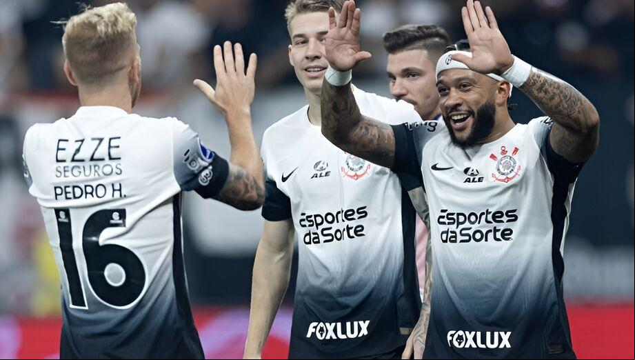 Jogadores do Corinthians jogam esta noite a última chance de ganhar algo positivo neste ano de 2024 (Foto/Rodrigo Coca)