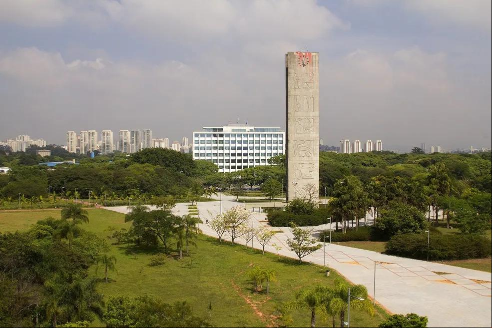 Praça do Relógio no campus da USP em São Paulo (Foto/Marcos Santos/USP Imagens)