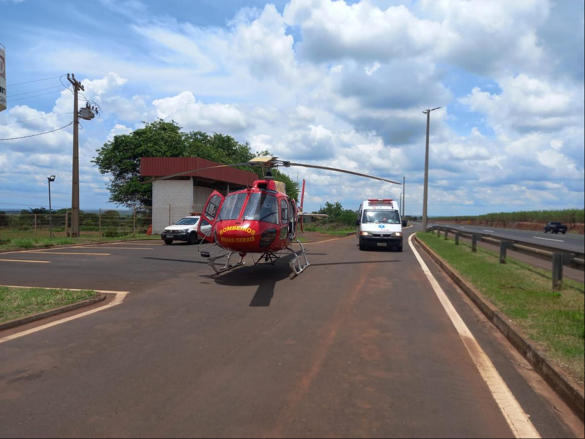 Helicóptero do Corpo de Bombeiros foi acionado para ajudar na ocorrência (Foto/Corpo de Bombeiros)