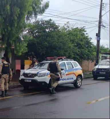 De acordo com informações da PM, a vítima tinha antecedentes criminais relacionados ao tráfico de drogas (Foto/Divulgação)