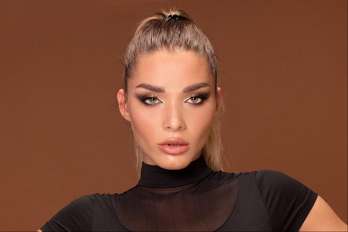 A maquiagem transmite a energia das festas de fim de ano e oferece mais glamour aos looks (Foto: Imagem: NeonShot | Shutterstock)