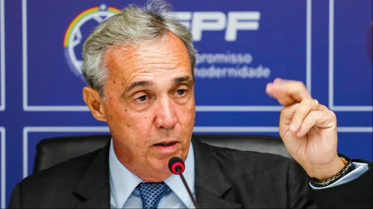 “Brasileirão da Série A não é lugar de clube pequeno”, disse Evandro Carvalho. (Foto FPF)