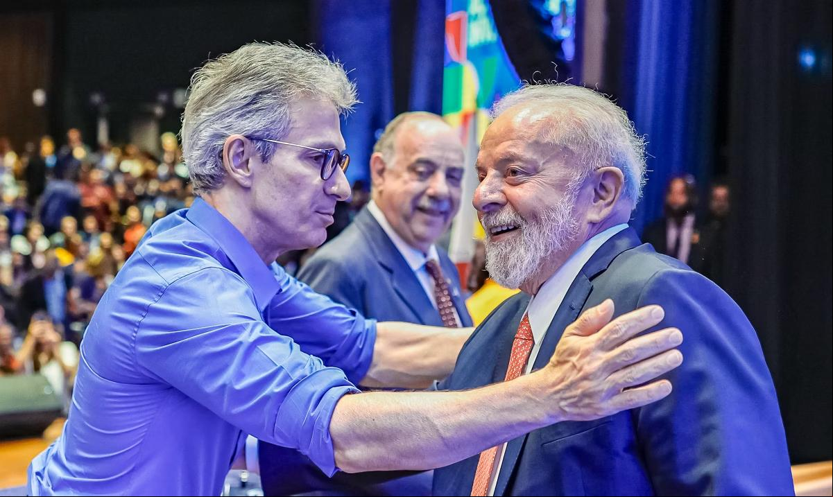 O governador Romeu Zema (Novo) e Luiz Inácio Lula da Silva (PT) durante visita do presidente da República a Belo Horizonte em fevereiro de 2024 (Foto/Ricardo Stuckert / PR)