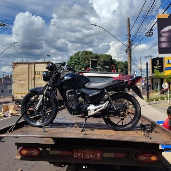 Uma das motocicletas apreendidas pela Guarda Civil Municipal com irregularidades e conduzidas por inabilitados (Foto/Divulgação)