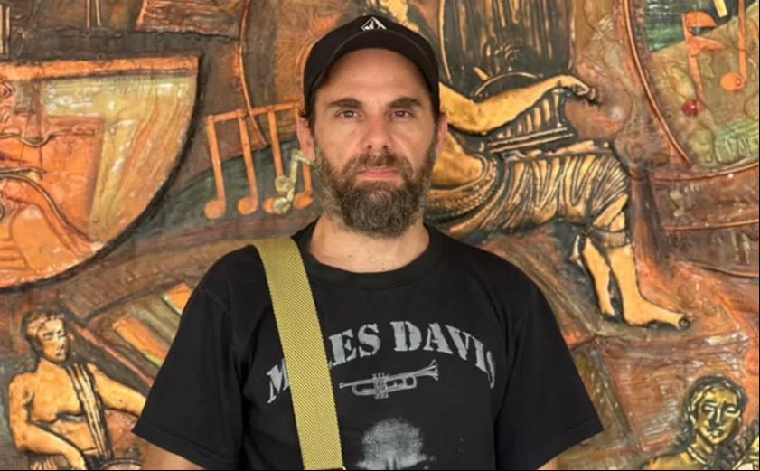 Alexandre de Orio foi guitarrista da banda Claustrofobia, um dos principais nomes do thrash e death metal nacional, e participou de turnês pela Europa e América Latina (Foto/Divulgação)