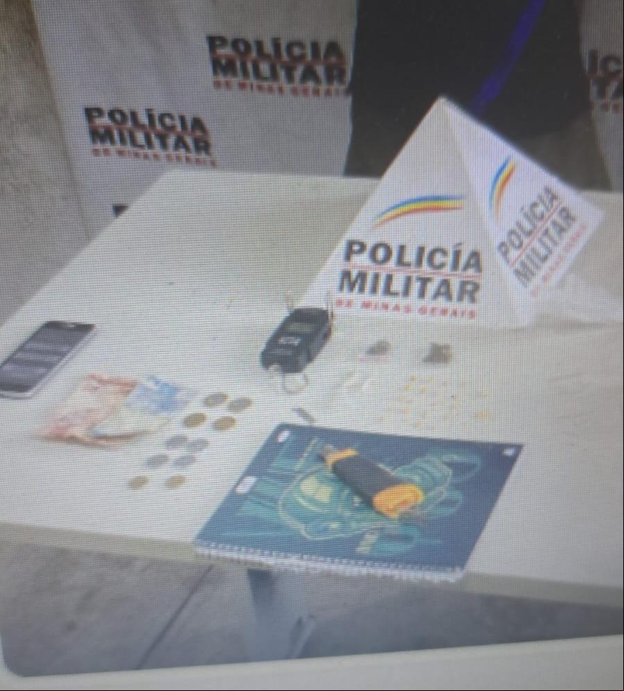 Um indivíduo foi detido e outro segue foragido. (Foto/Reprodução)