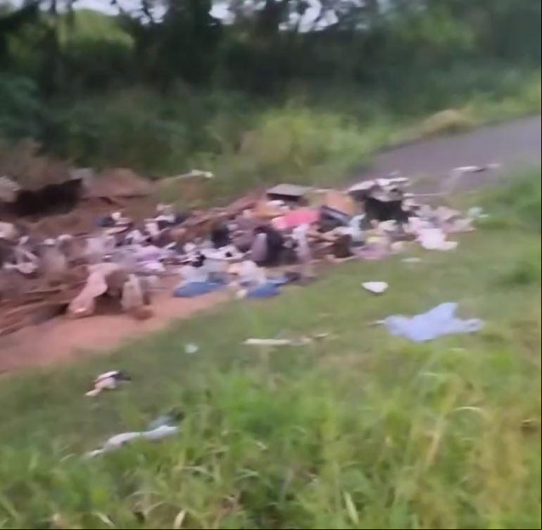 “O lugar está abandonado. O vice-prefeito esteve aqui, viu a situação, ficou horrorizado, mas nada foi feito”, comenta morador (Foto/Reprodução)