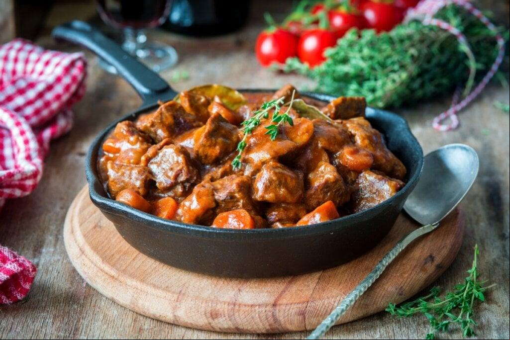 Carne de a com cacau (Foto/Irina Meliukh/Shutterstock)