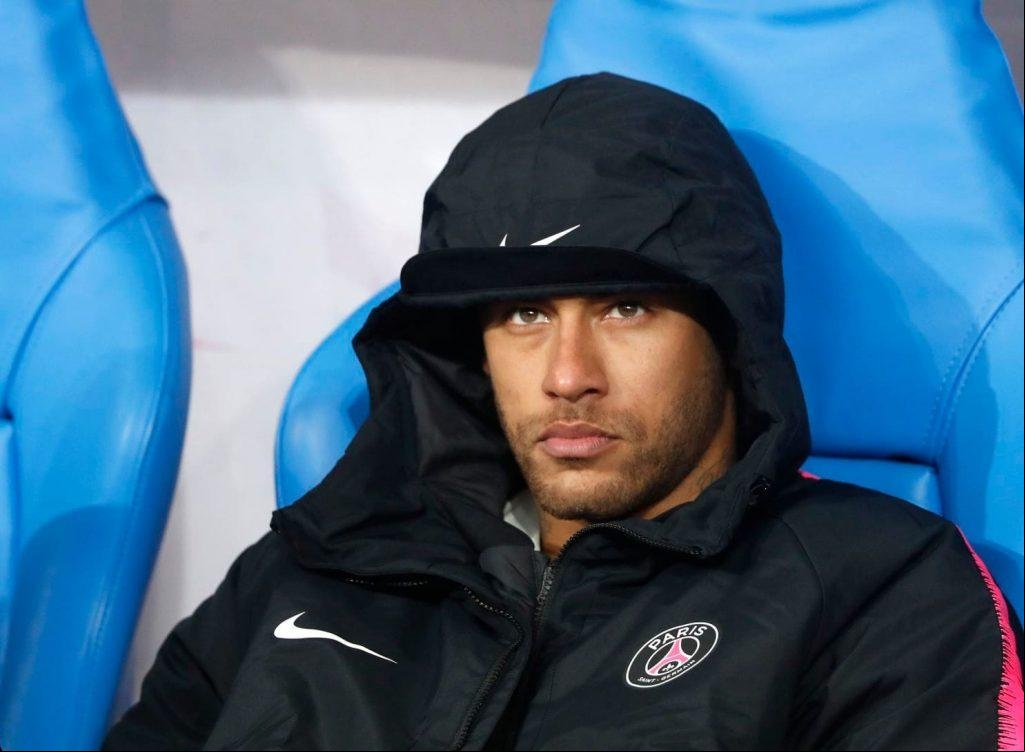 Neymar deve ficar longe dos campos de futebol por mais 30 dias (Foto: Instagram)