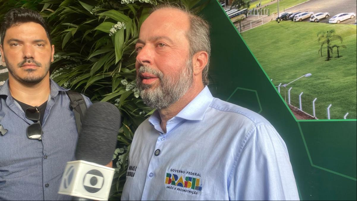 Ministro das Minas e Energia, Alexandre Silveira, participou ontem em Uberaba do evento de abertura da Safra Mineira de Açúcar e Álcool (Foto/Fernanda Borges)
