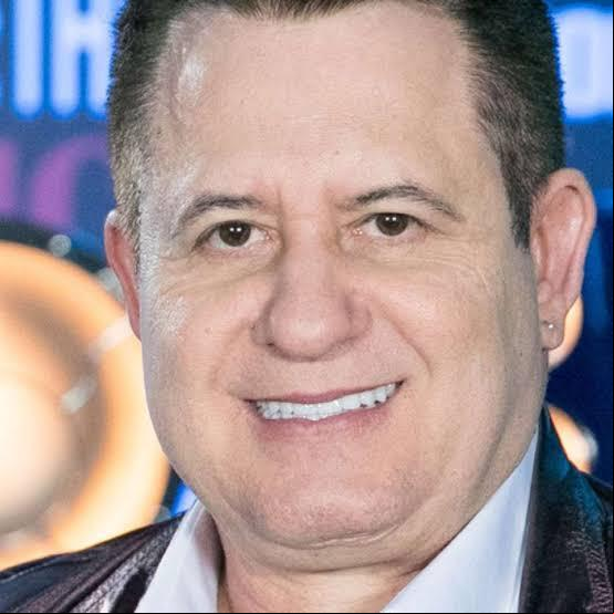 A irmã do cantor, Cida Ferreira, confirmou a alta em um vídeo postado nos stories da conta do artista no Instagram, e explicou que Marrone está em casa, de repouso (Foto/Divulgação)
