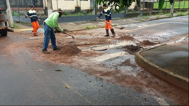 Ações do programa “Cuidando do seu Bairro” que, entre os dias 23 e 29 de Maio (Foto: Divulgação PMU)